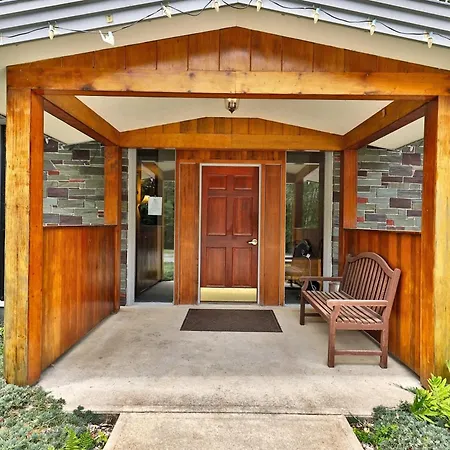 The Birch Ridge- Lace Room #3 - Queen Suite In Renovated Killington Lodge, Hot Tubs, Home